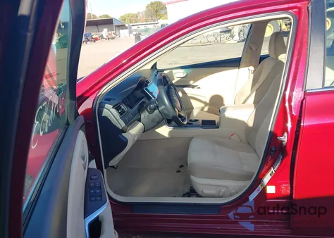 2015 Toyota Camry Le from USA, damaged, VIN 4T1BF1FK4FU996745